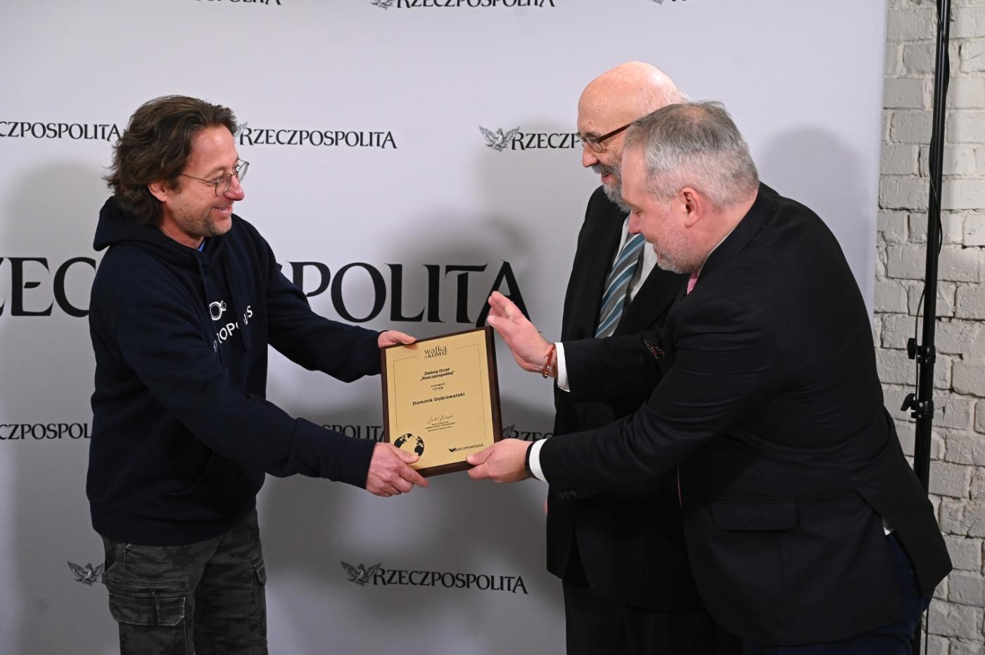 Zielony Tytan dla ekologa i podróżnika Dominika Dobrowolskiego za  ochronę wód Bałtyku: Akcję Czysta Wisła / fot. Rzeczpospolita/ Cezary Piwowarski