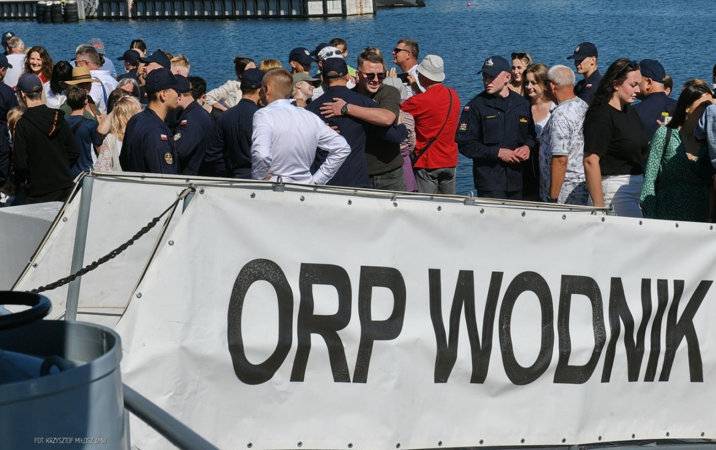 Powrót podchorążych z praktyk na ORP Wodnik do Portu Gdynia / Fot. K.Miłosz