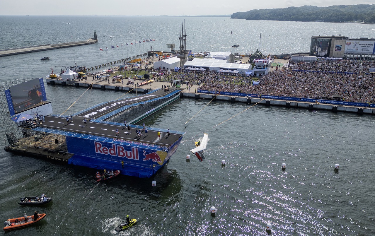 7. edycja Red Bull Konkurs Lotów / fot. Lukas Nazdraczew | Gazeta Morska