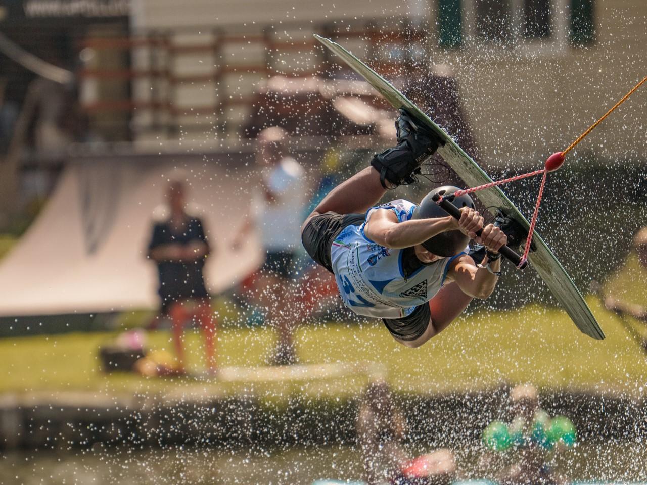 Elżbieta Nitsze wygrywa Mistrzostwa Europy w wakeboardzie w Turynie / fot. cablewakeboard.net | Gazeta Morska