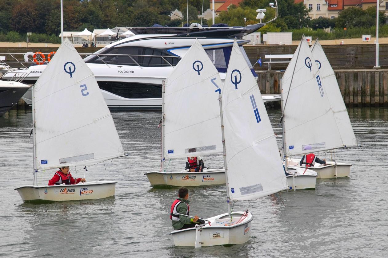 Otwarcie szkolnego sezonu żeglarskiego w sopockiej marinie / Fot. Daniel Słoboda KFP/UMS
