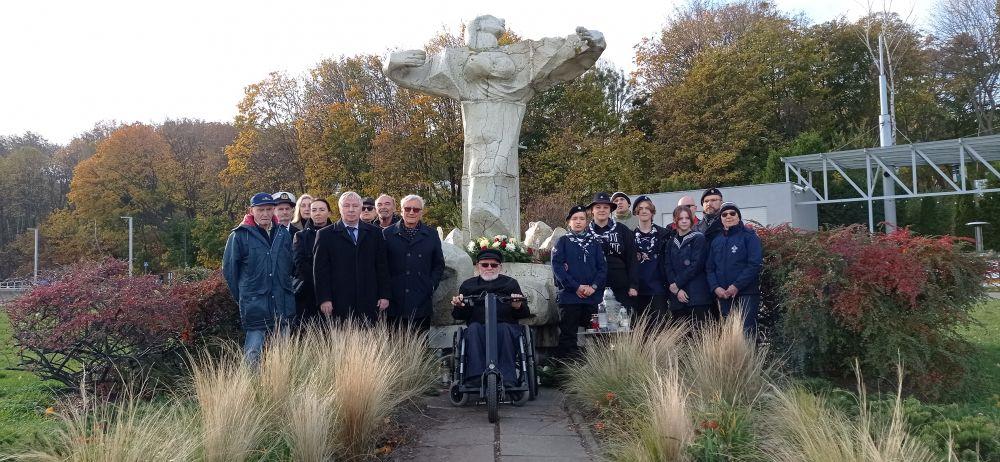 Morskie zaduszki w Gdyni / fot. Jędrzej Szerle | Gazeta Morska